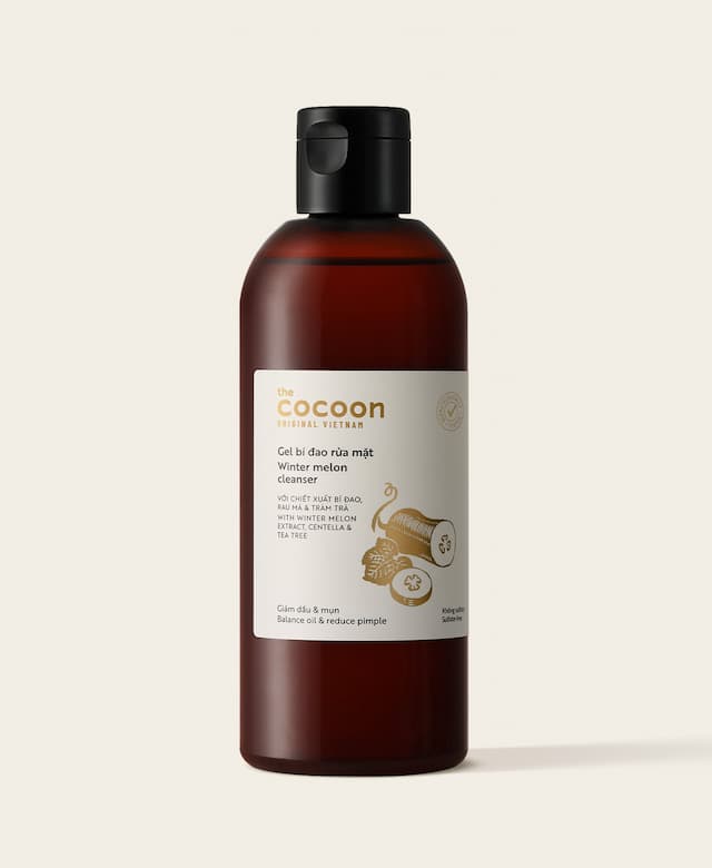 Gel Rửa Mặt Cocoon Bí Đao Giúp Giảm Dầu & Mụn 310ml Winter Melon Cleanser